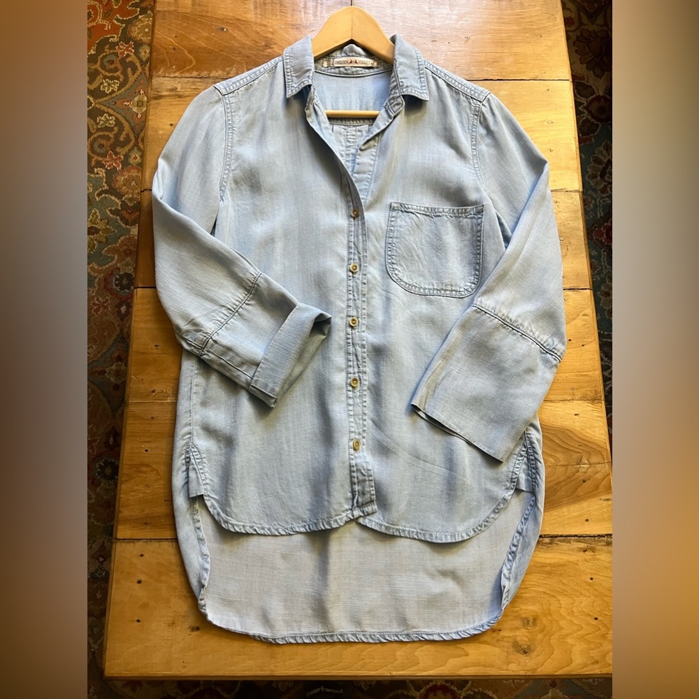 Chelsea & Violet | Light Blue Chambray | Button down Blouse